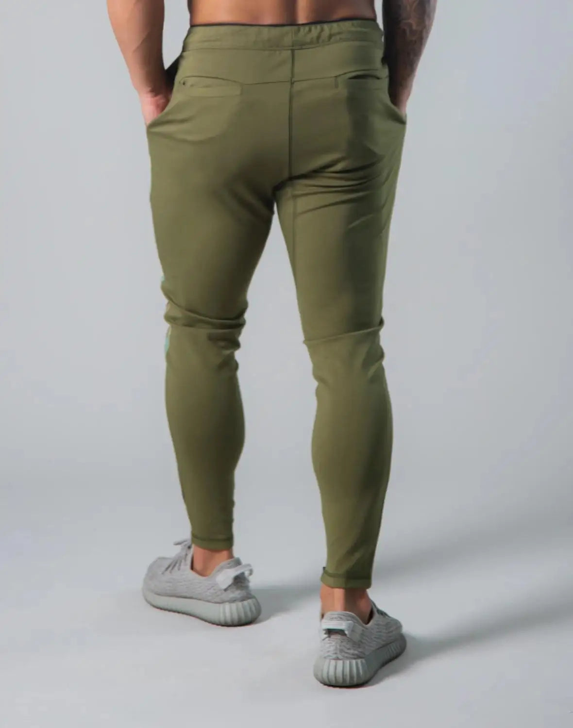Calça Masculina Slim Fit Esportiva Lyft 901